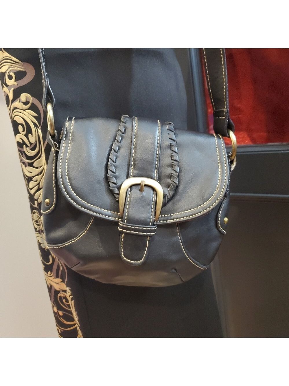 Tommy Hilfiger Vintage Soho Braid Buckle Bag